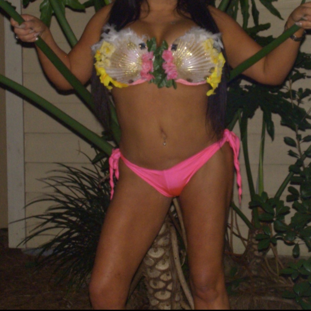 Mermaid costume/rave bra  38c34d36d32dd34dd